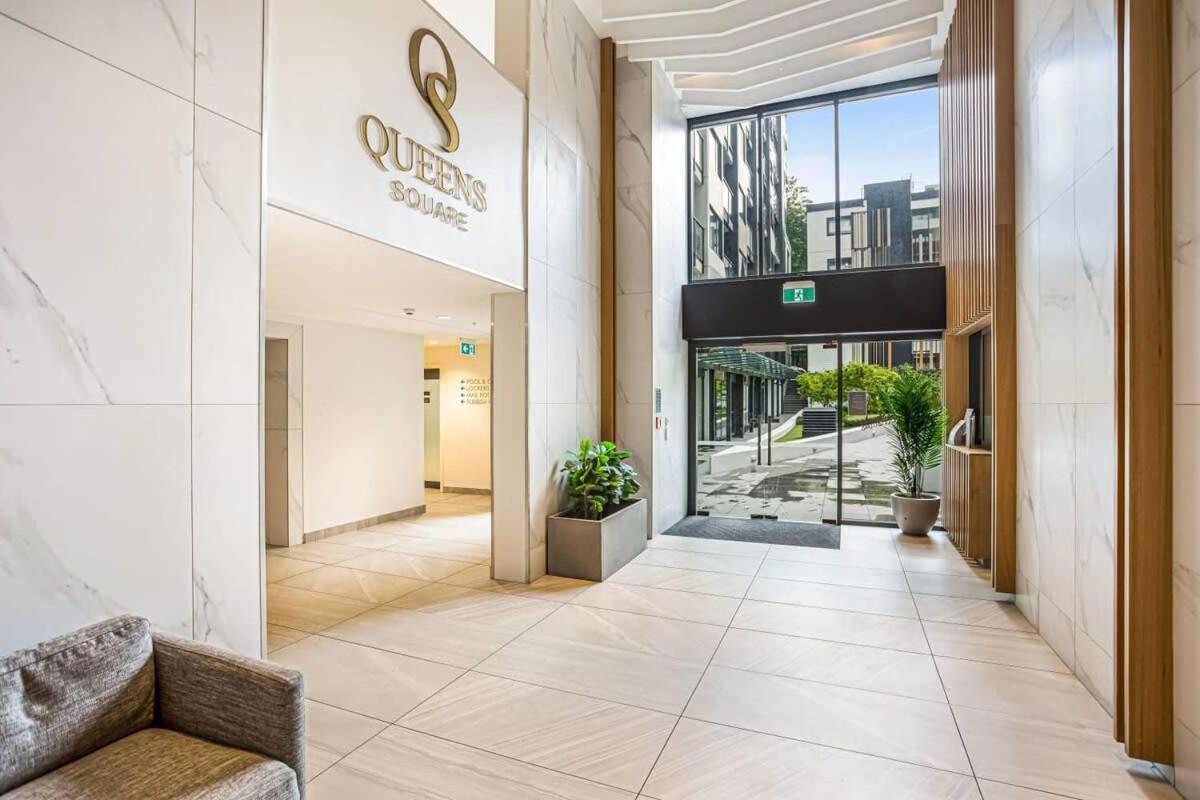 Cosy Two Bedroom Apartment With Balcony Pool And Gym Auckland Exterior foto